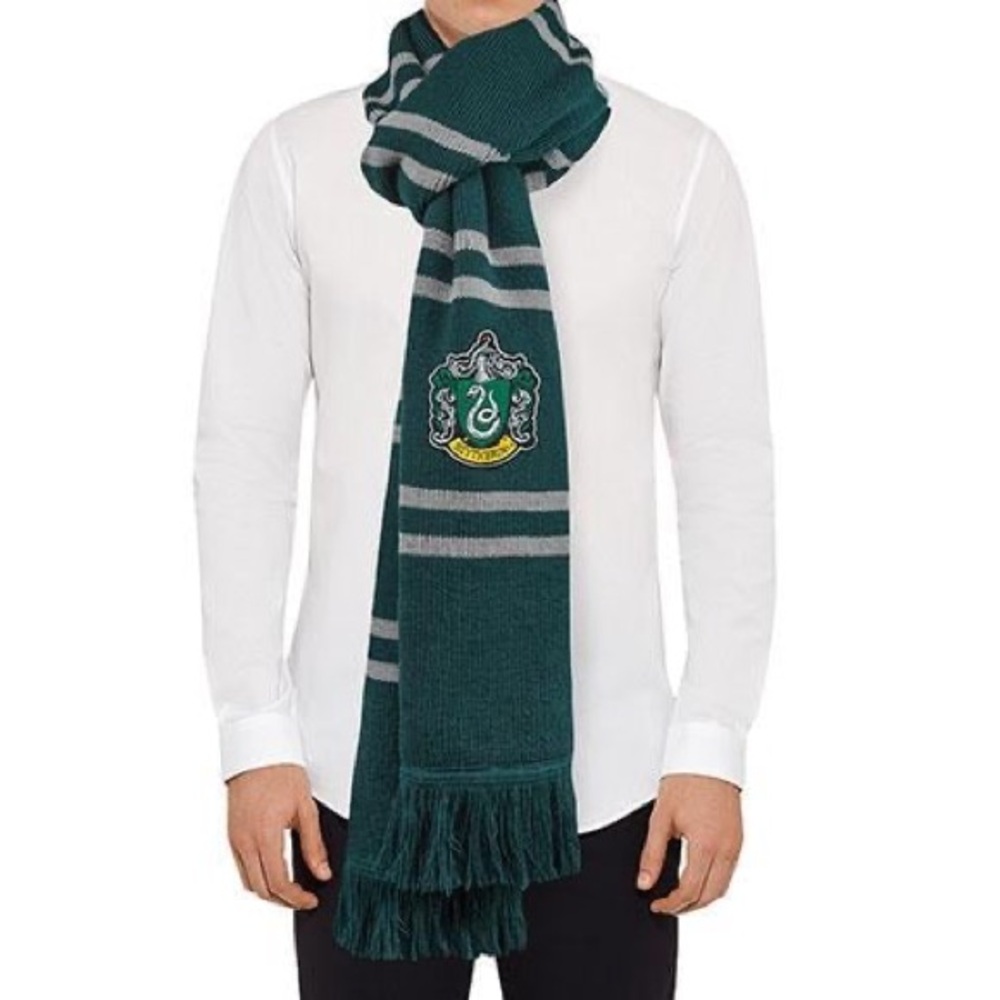 Warner Bros slytherin green scarf